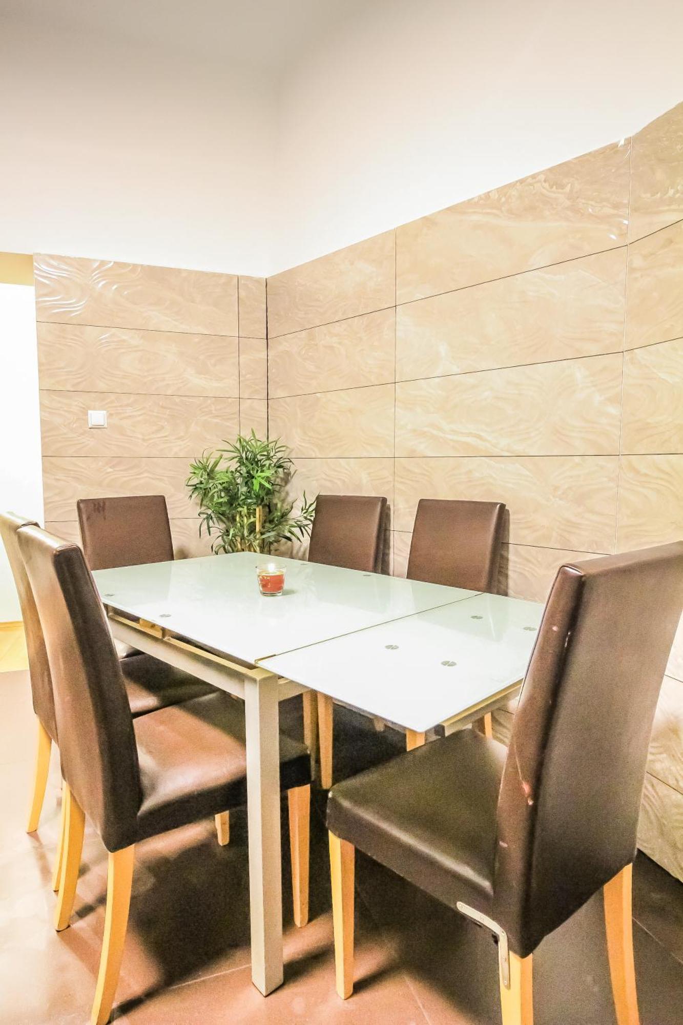 Comfortable Accommodations In The Alterlaa Area Lv6 فيينا المظهر الخارجي الصورة